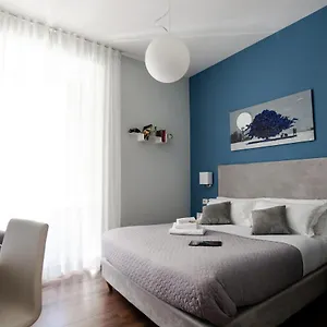 Eighty Four Luxury *** Roma