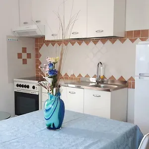 Simple And Very Apartamento Olbia